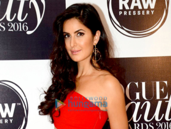Ranbir Kapoor, Katrina Kaif & others grace 'Vogue Beauty Awards 2016'