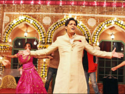Check out: Jimmy Sheirgill grooves to Sunny Deol’s Yaara O Yaara in Happy Bhag Jayegi