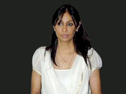 Ashutosh Gowariker’s wife Sunita becomes victim of cybercrime, loses over Rs. 1 lakh