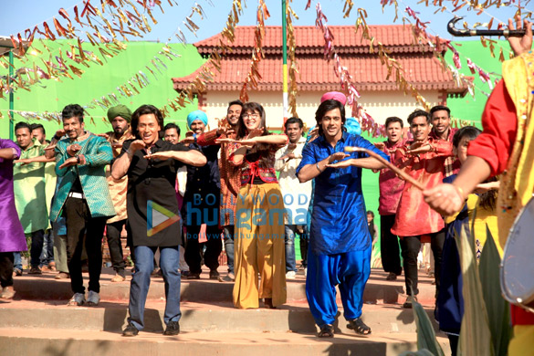 a flying jatt1 6