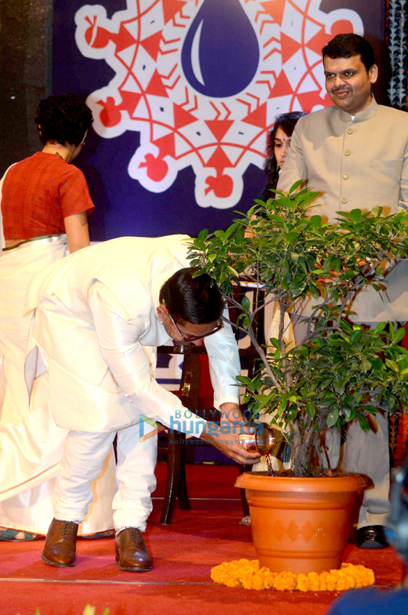 aamir at the satyamev jayate water cup awards 2016 2