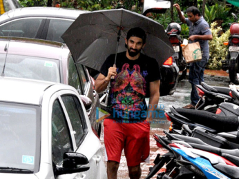 Aditya Roy Kapur snapped in the suburbs