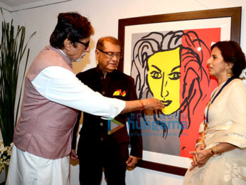 Amitabh Bachchan & Jaya Bachchan grace Dilip De's art exhibition