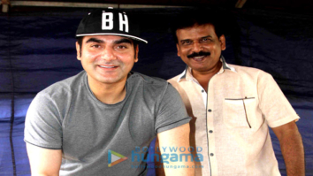Arbaaz Khan celebrates his birthday with the team of ‘Yea Toh Two Much Ho Gayaa’ at Mehboob Studio