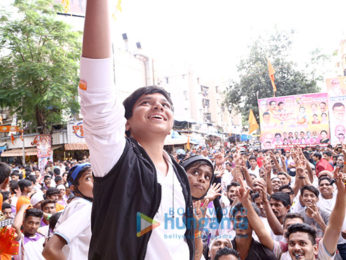 Ayush Khedekar visits dahi-handi pandal in Andheri to promote 'Ek Tha Hero'