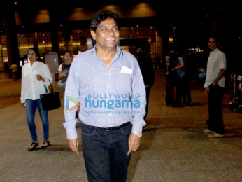 Ayushmann Khurrana & Sonam Kapoor snapped at the airport