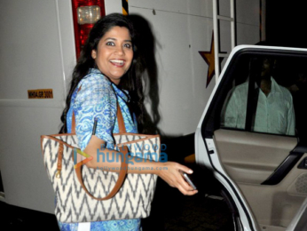 Deepika Padukone & Renuka Shahane snapped at an ad shoot