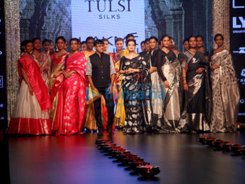 Dia Mirza walks for Tulsi Silks Saree at Lakme Fashion Week 2016