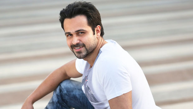 Emraan Hashmi Asks For The Wedding Card From Kriti & Gaurav Emraan Hashmi Asks For The Wedding Card From Kriti & Gaurav