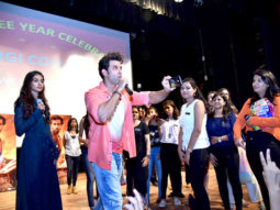 Cast of the film ‘Mohenjo Daro’ promote their film at Gargi College, New Delhi