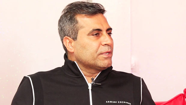 “I Hate The Fact That Akshay Kumar Is Looking So Good In Rustom”: Shailendra Singh “I Hate The Fact That Akshay Kumar Is Looking So Good In Rustom”: Shailendra Singh