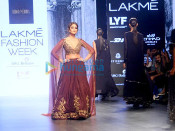 Ileana DCruz walks for Riddhi Mehra at Lakme Fashion Week 2016