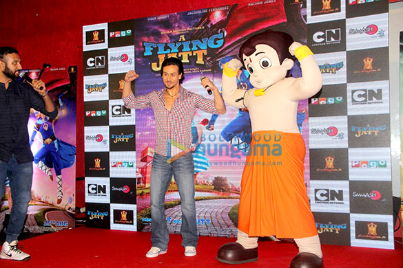 jacqueline fernandez tiger shroff promote a flying jatt at smmash 3