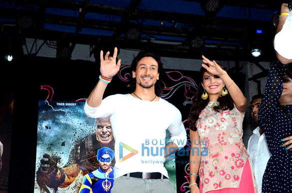 jacqueline tiger promote a flying jatt 10 2