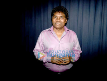 Johnny Lever graces Javed Ali's music concert