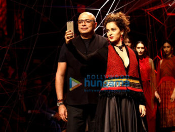 Kangna Ranaut walks the ramp at Lakme Fashion Week 2016 for Tarun Tahiliani