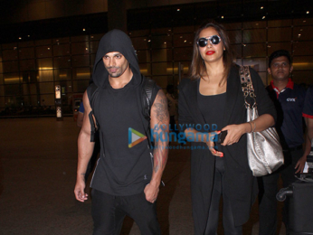 Karan Singh Grove, Bipasha Basu & Irrfan Khan snapped at the international airport