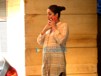 Kareena Kapoor Khan snapped when she visited her mother's house in Bandra