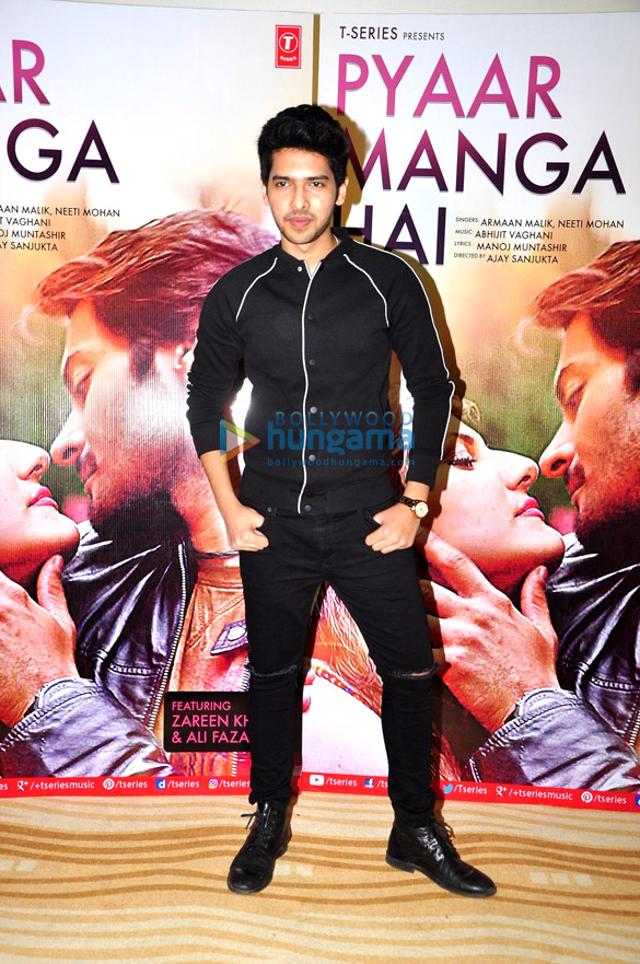 launch of t series single pyaar manga hai featuring zareen khan ali fazal 7