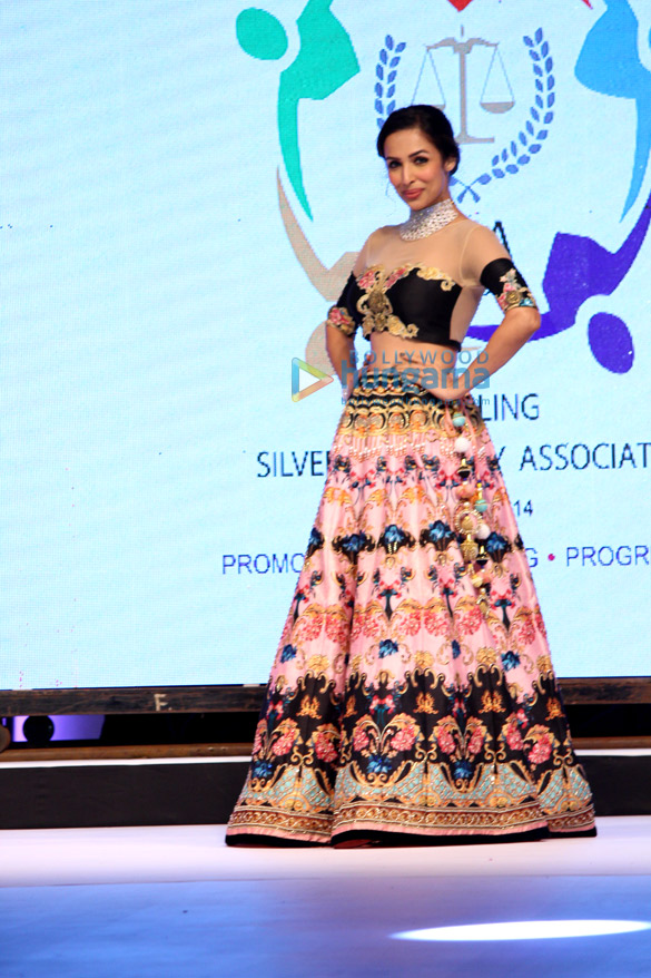 Malaika Arora Khan walks the ramp the at Silver Nite Jewellery show