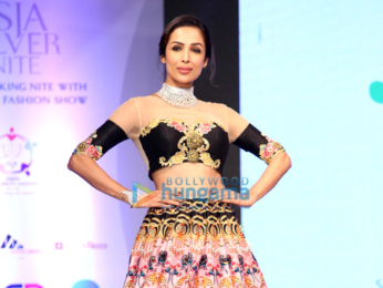 Malaika Arora Khan walks the ramp the at Silver Nite Jewellery show