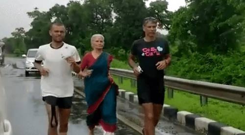 Watch: Milind Soman’s mother runs barefoot alongwith him in TGIR