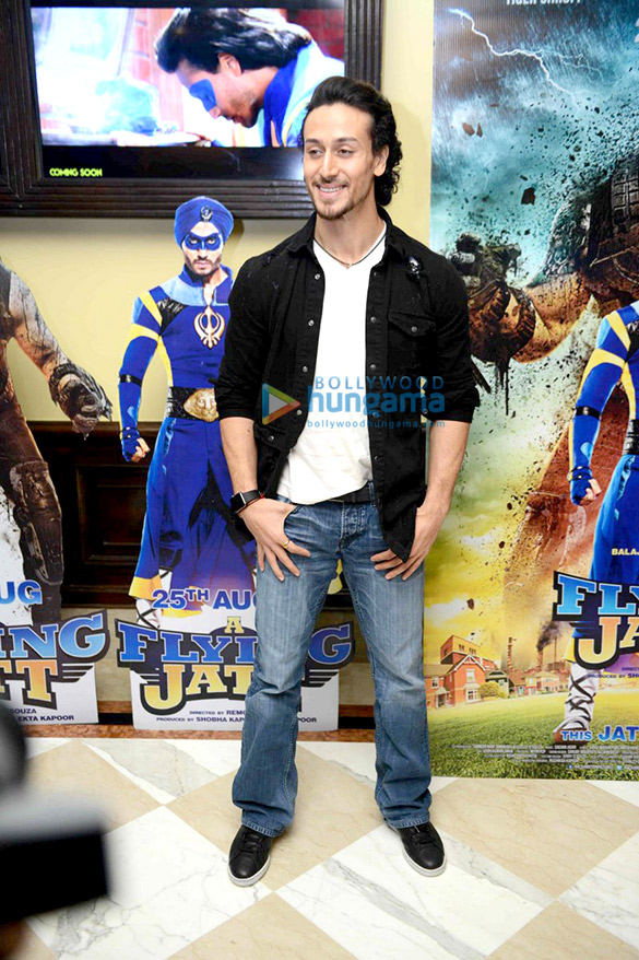 promotions of a flying jatt in delhi 7