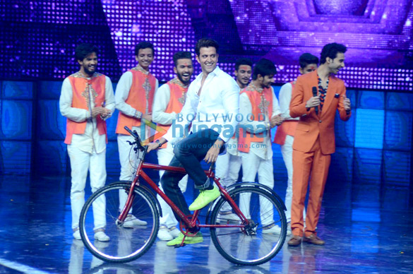 promotions of mohenjo daro on the sets of dance 7