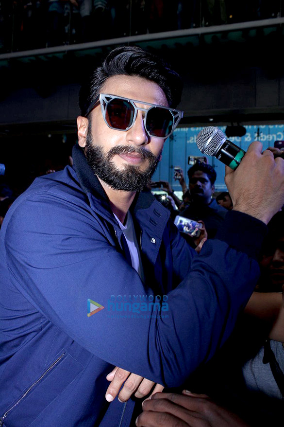 ranveer singh unveils the all new colgate maxfresh toothpaste 5