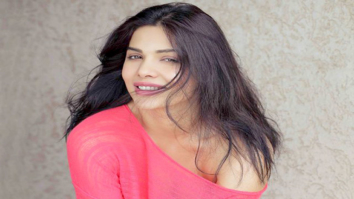 Celebrity Photo Of Sara Loren