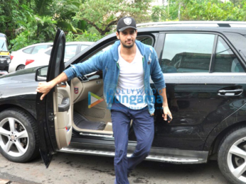 Sidharth Malhotra, Alia Bhatt & Aditya Roy Kapur snapped post dance practice for Dream Team Concert