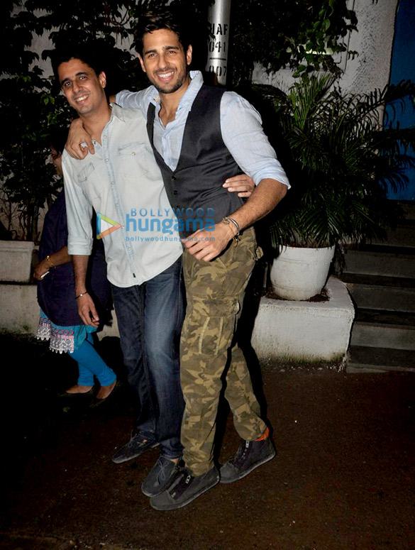 sidharth snapped with his brother 4