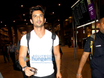 Sushant Singh Rajput & Mahendra Singh Dhoni snapped at the domestic airport