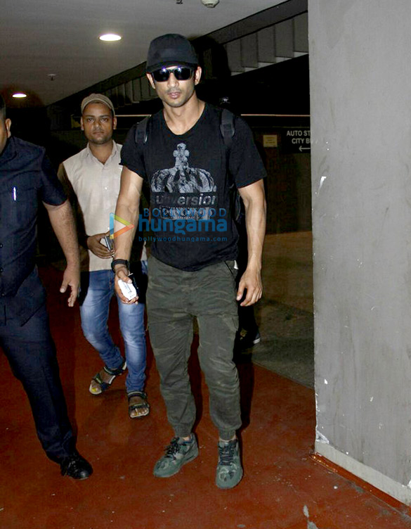 sushant kriti snapped for raabta 3