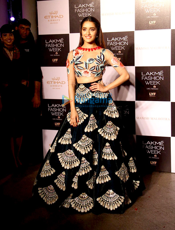 sushant shraddha at lfw 2016 23