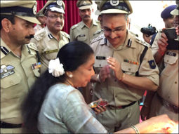Check out: Asha Bhosle celebrates Raksha Bandhan with Indian armed forces