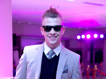 Aditi Rao Hydari graces the Marks & Spencer's Autumn 16 collection launch at DLF Mall, Noida