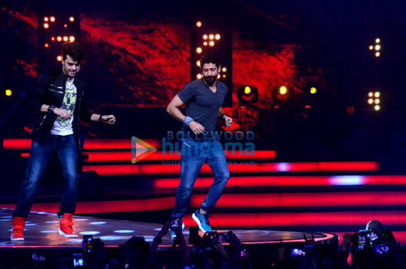 cast music directors at the rock on 2 concert in mumbai 7