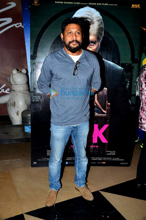 celebs grace screening of pink 6