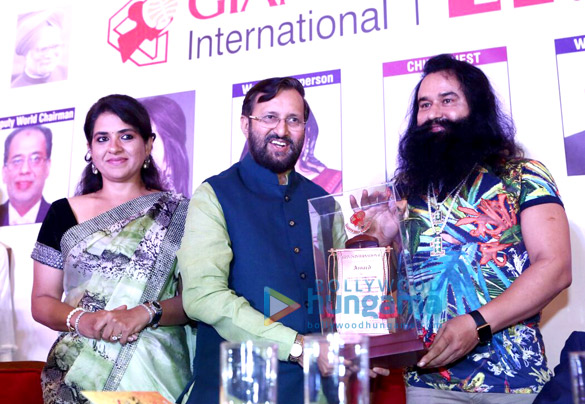 deepika padukone rishi kapoor receive giant international award 2016 1