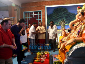 Ranbir Kapoor, Randhir Kapoor & Rajiv Kapoor celebrate Ganesh Chaturthi at RK Studio