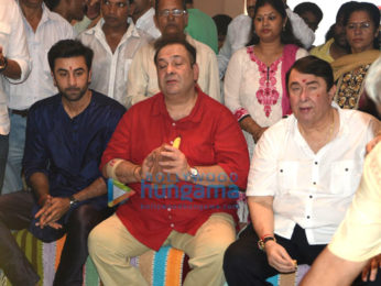 Ranbir Kapoor, Randhir Kapoor & Rajiv Kapoor celebrate Ganesh Chaturthi at RK Studio