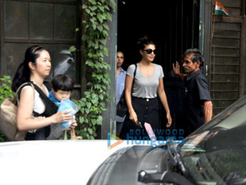 Jacqueline Fernandez snapped post lunch at a Bandra cafe