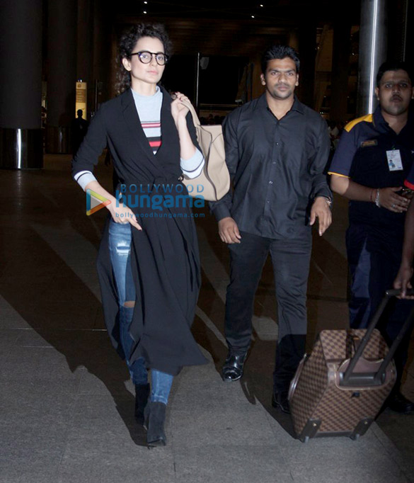 Kangna Ranaut arrives from USA Kangna Ranaut arrives from USA