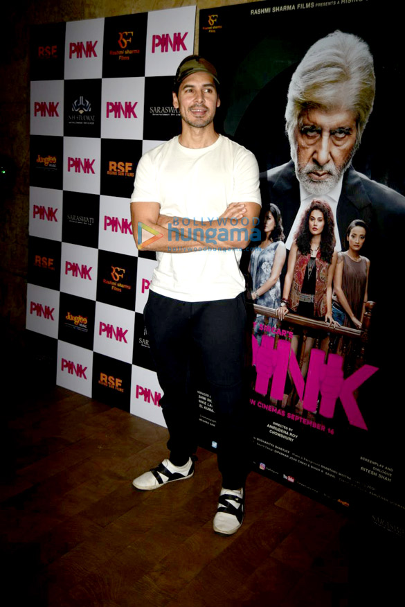 kriti sanon preity zinta juhi chawla grace the special screening of pink 3