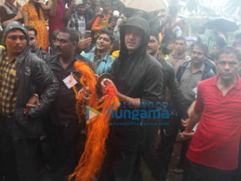 Ranbir Kapoor, Rishi Kapoor, Randhir Kapoor & Rajiv Kapoor snapped during Ganpati Visarjan at RK Studio