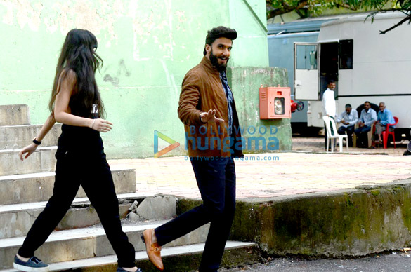 ranveer snapped on the sets of an ad shoot 6