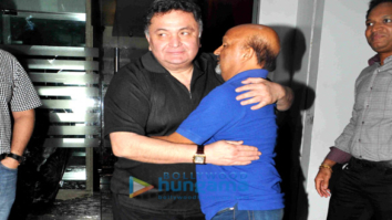 Rishi Kapoor & lyricist Sameer snapped post their dinner at ‘Royal China’