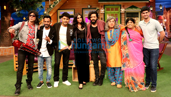 riteish deshmukh nargis fakhri promote banjo on the sets of the kapil sharma show 1