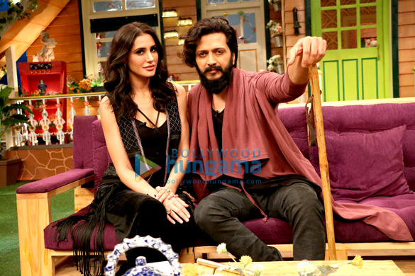 riteish deshmukh nargis fakhri promote banjo on the sets of the kapil sharma show 3